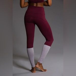Used Onzie Flow Street Legging SM